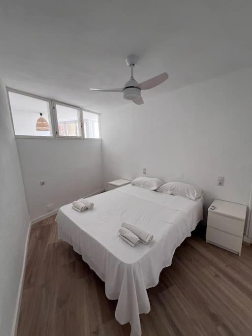 Piso Torres Apartment Torremolinos Luaran gambar